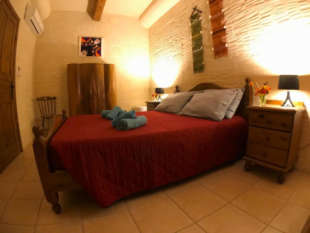 Ad Hoc B&B Il-Pergla Eksteriør bilde