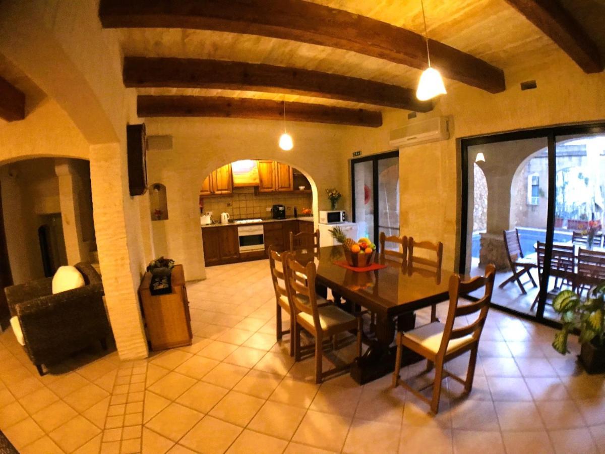 Ad Hoc B&B Il-Pergla Eksteriør bilde